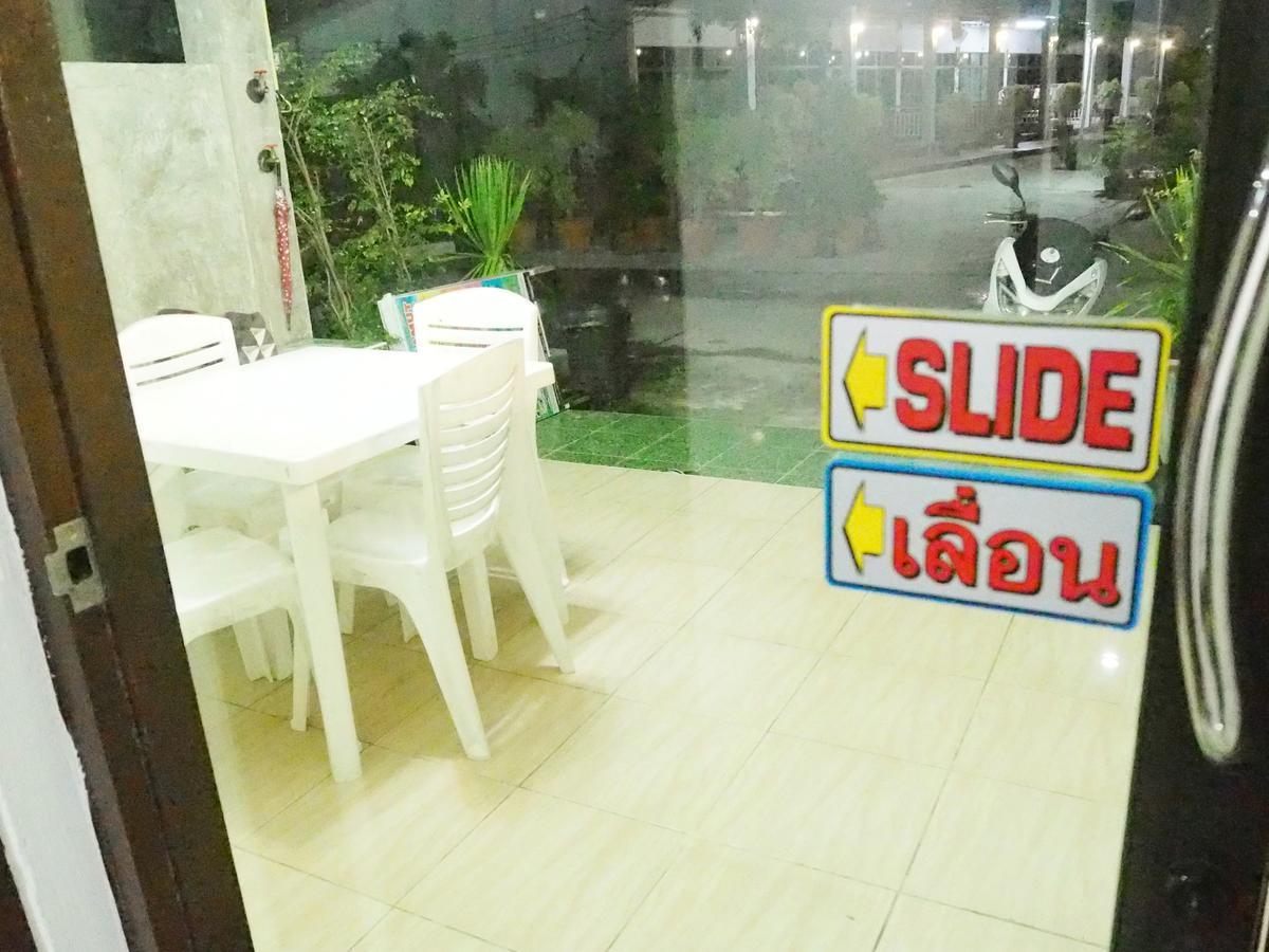 Lotto Hotel Rayong Kültér fotó